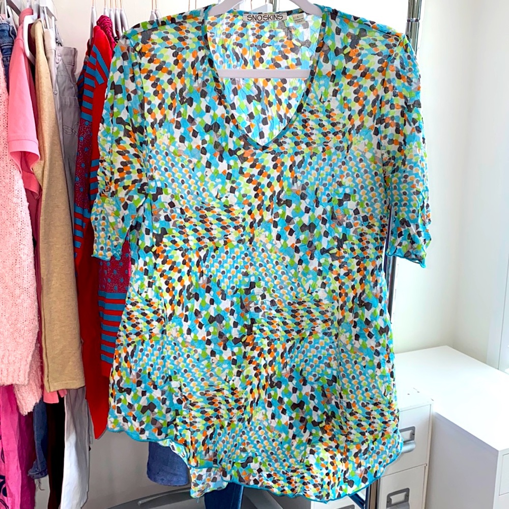 SNOSKINS INNOVATIVE SUPERIOR QUALITY CLOTHING MADE IN USA SUMMER TOP